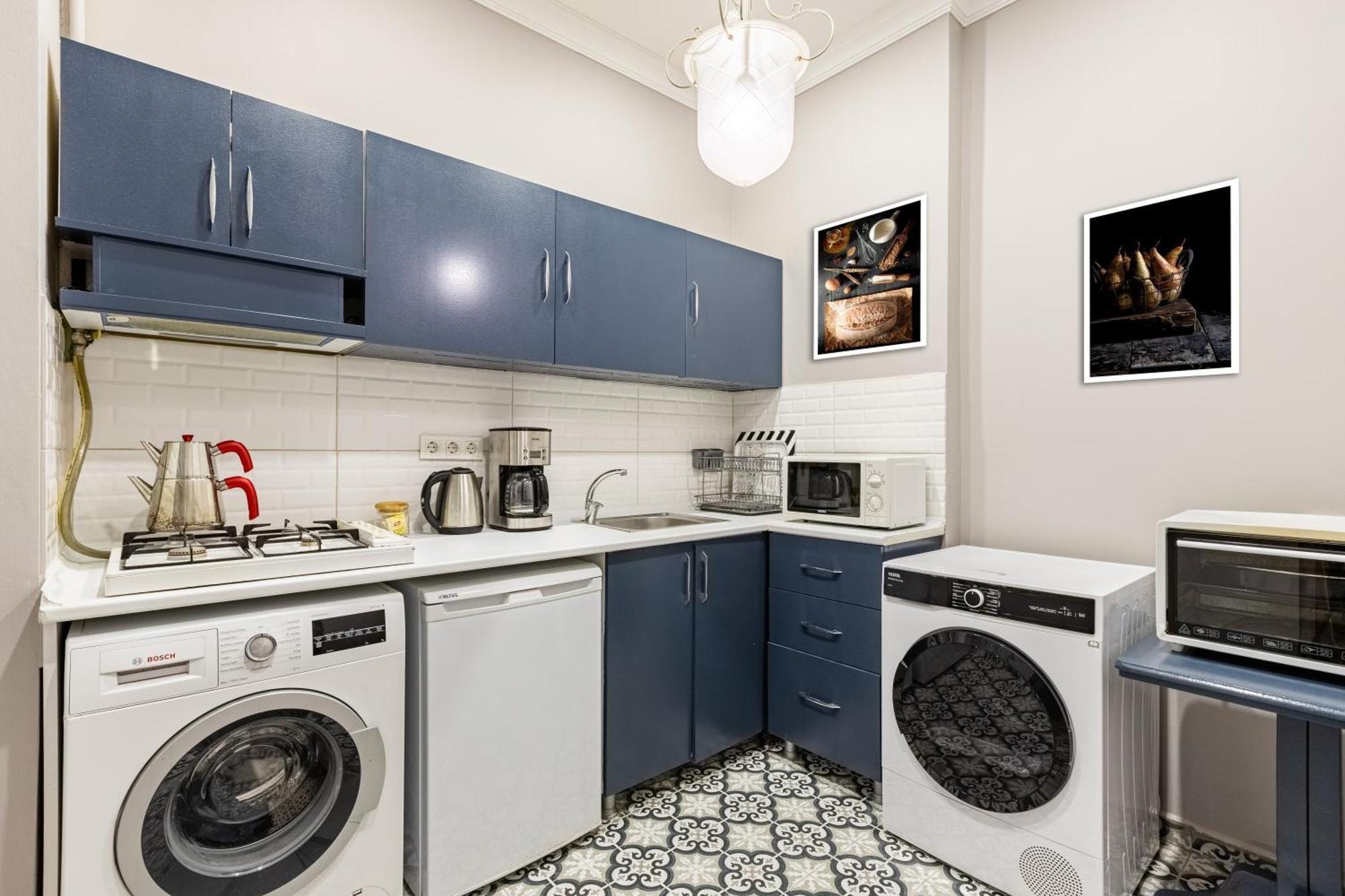 Ganbaru Tours - Flats In Galata Appartement Istanboel Buitenkant foto