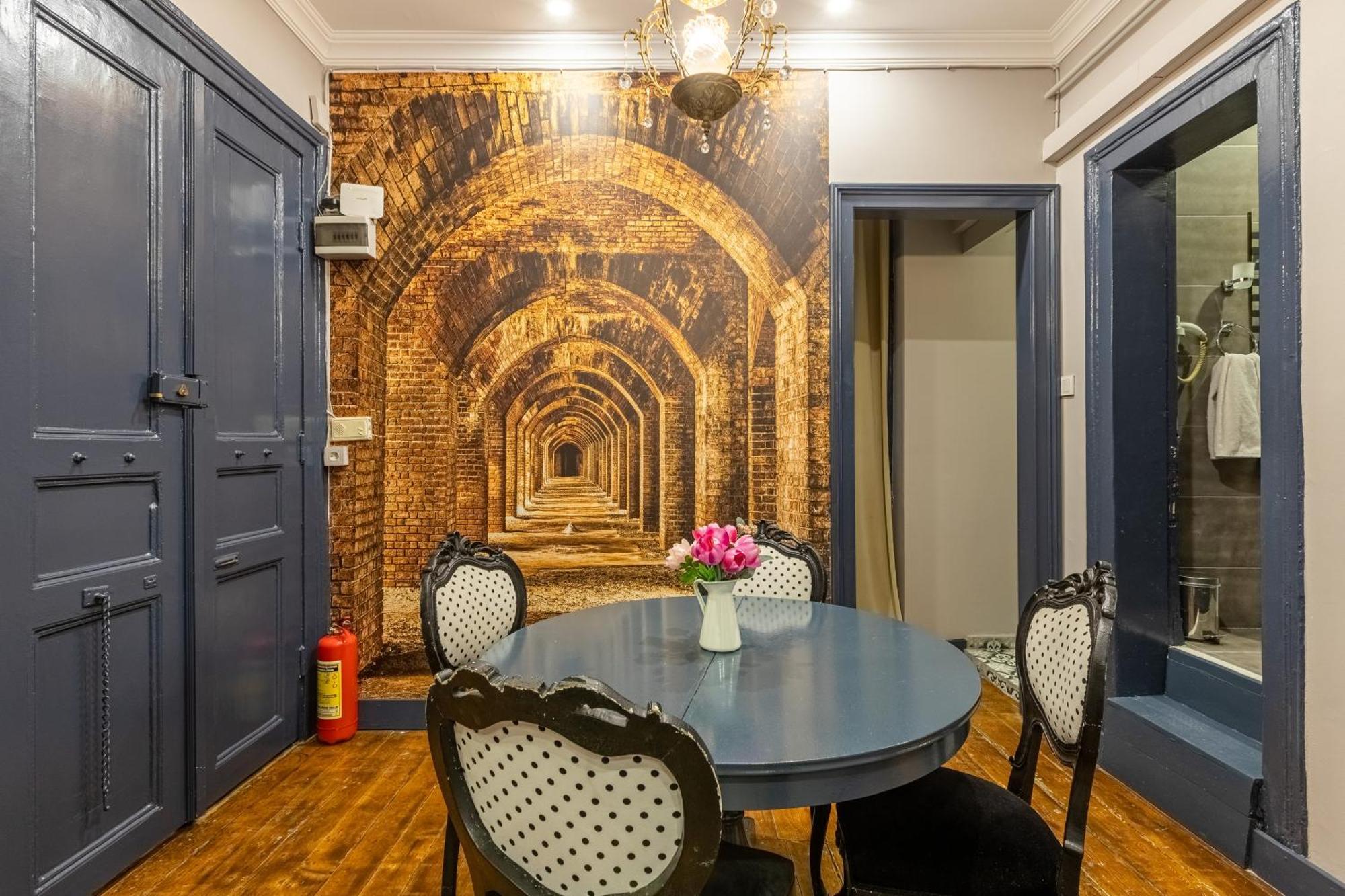 Ganbaru Tours - Flats In Galata Appartement Istanboel Buitenkant foto
