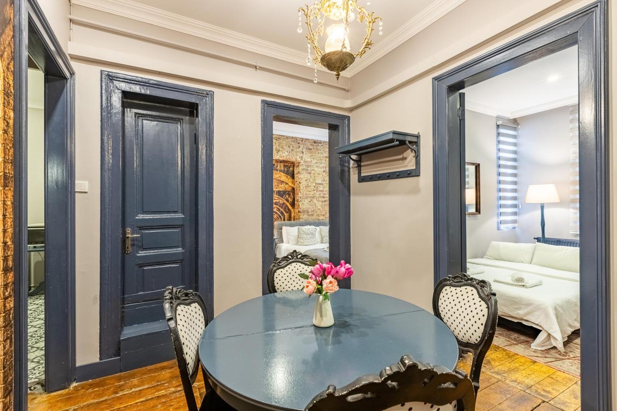 Ganbaru Tours - Flats In Galata Appartement Istanboel Buitenkant foto